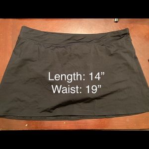 Lands End Swim Skirt (swim mini) with attached panty. Size 18